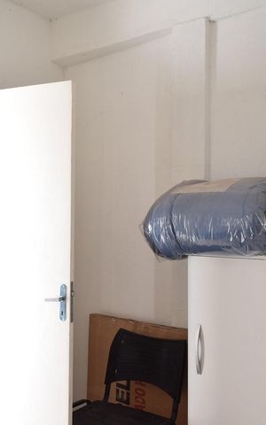 Casa à venda com 286m², 4 quartos e 2 vagasQuarto 1 - edícula