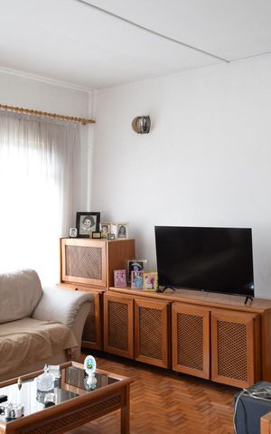 Casa à venda com 286m², 4 quartos e 2 vagasSala de estar