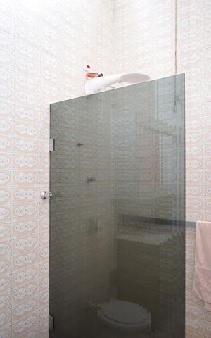 Casa à venda com 286m², 4 quartos e 2 vagasBanheiro