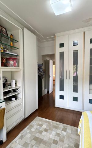 Casa de condomínio à venda com 450m², 4 quartos e 4 vagas Casa de condomínio à venda com 450m², 4 quartos e 4 vagasQuarto 2 Suíte