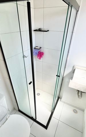 Casa de condomínio à venda com 52m², 2 quartos e 1 vaga Casa de condomínio à venda com 52m², 2 quartos e 1 vagaBanheiro da Suíte
