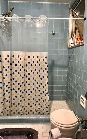 Apartamento à venda com 253m², 4 quartos e 1 vaga Apartamento à venda com 253m², 4 quartos e 1 vagaSegundo andar