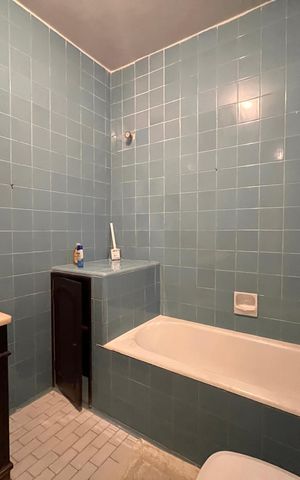 Apartamento à venda com 253m², 4 quartos e 1 vaga Apartamento à venda com 253m², 4 quartos e 1 vagaSegundo andar