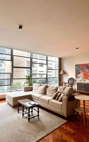 Apartamento à venda com 253m², 4 quartos e 1 vaga Apartamento à venda com 253m², 4 quartos e 1 vagaSala