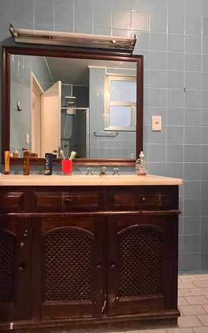 Apartamento à venda com 253m², 4 quartos e 1 vaga Apartamento à venda com 253m², 4 quartos e 1 vagaSegundo andar