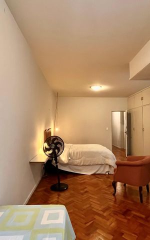 Apartamento à venda com 253m², 4 quartos e 1 vaga Apartamento à venda com 253m², 4 quartos e 1 vagaSegundo andar