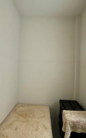 Apartamento à venda com 253m², 4 quartos e 1 vaga Apartamento à venda com 253m², 4 quartos e 1 vagaQuarto de Serviço