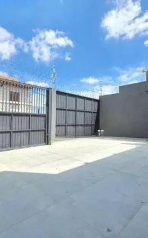 Casa à venda com 298m², 3 quartos e 12 vagasÁrea externa