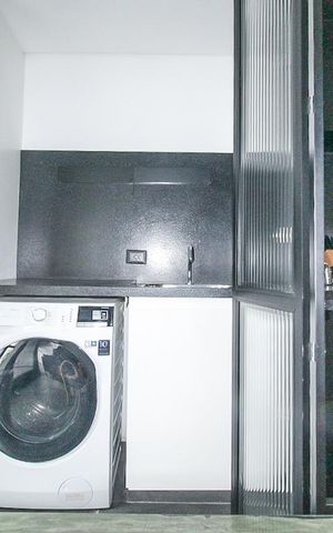 Apartamento à venda com 104m², 2 quartos e 1 vaga Apartamento à venda com 104m², 2 quartos e 1 vagaÁrea de Serviço