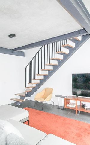 Apartamento à venda com 104m², 2 quartos e 1 vaga Apartamento à venda com 104m², 2 quartos e 1 vagaSala