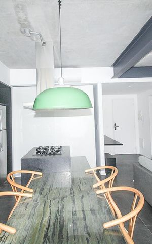 Apartamento à venda com 104m², 2 quartos e 1 vaga Apartamento à venda com 104m², 2 quartos e 1 vagaCozinha