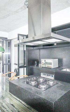 Apartamento à venda com 104m², 2 quartos e 1 vaga Apartamento à venda com 104m², 2 quartos e 1 vagaCozinha