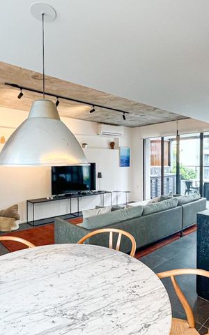 Apartamento à venda com 156m², 1 quarto e 1 vaga Apartamento à venda com 156m², 1 quarto e 1 vagaSala
