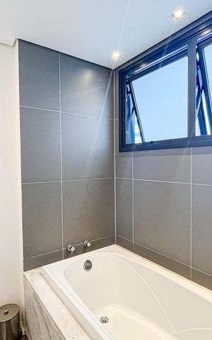 Apartamento à venda com 156m², 1 quarto e 1 vaga Apartamento à venda com 156m², 1 quarto e 1 vagaBanheiro da Suíte