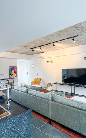Apartamento à venda com 156m², 1 quarto e 1 vaga Apartamento à venda com 156m², 1 quarto e 1 vagaSala