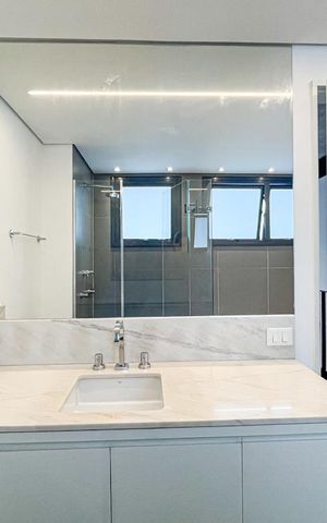Apartamento à venda com 156m², 1 quarto e 1 vaga Apartamento à venda com 156m², 1 quarto e 1 vagaBanheiro da Suíte
