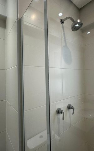 Apartamento à venda com 53m², 1 quarto e 1 vaga Apartamento à venda com 53m², 1 quarto e 1 vagaBanheiro da Suíte