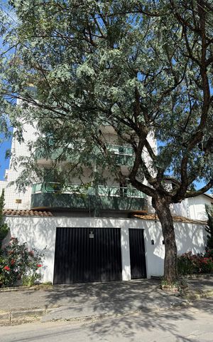 Apartamento à venda com 154m², 3 quartos e 2 vagas Apartamento à venda com 154m², 3 quartos e 2 vagasFachada