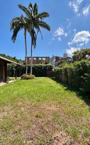 Casa para alugar com 100m², 3 quartos e 3 vagas Casa para alugar com 100m², 3 quartos e 3 vagasJardim