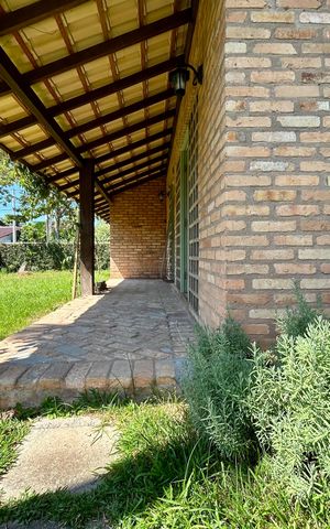 Casa para alugar com 100m², 3 quartos e 3 vagas Casa para alugar com 100m², 3 quartos e 3 vagasVaranda