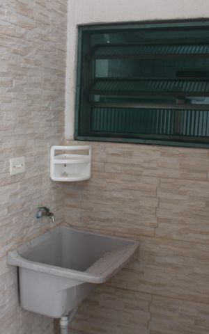Casa à venda com 180m², 3 quartos e 2 vagasÁrea de Serviço