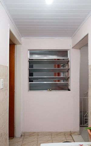 Casa à venda com 320m², 4 quartos e 3 vagas Casa à venda com 320m², 4 quartos e 3 vagasÁrea de Serviço
