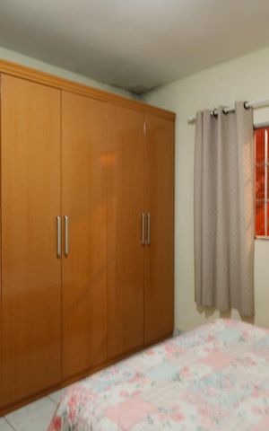 Casa à venda com 320m², 4 quartos e 3 vagas Casa à venda com 320m², 4 quartos e 3 vagasQuarto 1