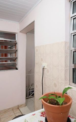 Casa à venda com 320m², 4 quartos e 3 vagas Casa à venda com 320m², 4 quartos e 3 vagasÁrea de Serviço