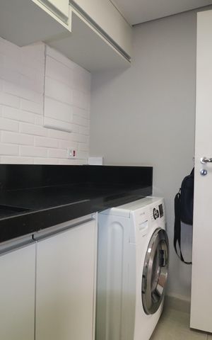 Apartamento à venda com 241m², 4 quartos e 3 vagasÁrea de Serviço
