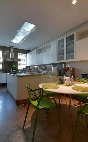Apartamento à venda com 450m², 5 quartos e 4 vagas