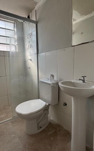 Apartamento para alugar com 55m², 2 quartos e 1 vaga Apartamento para alugar com 55m², 2 quartos e 1 vagaBanheiro