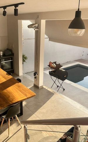 Casa à venda com 185m², 2 quartos e 2 vagas Casa à venda com 185m², 2 quartos e 2 vagasÁrea gourmet