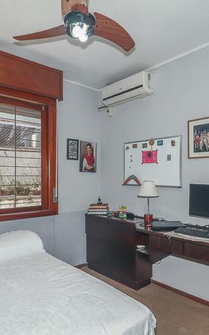 Casa à venda com 223m², 4 quartos e 3 vagasQuarto 2