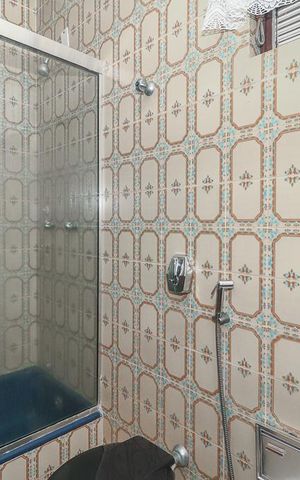 Casa à venda com 223m², 4 quartos e 3 vagasBanheiro 3