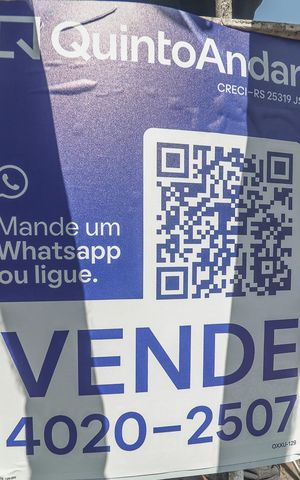 Casa à venda com 223m², 4 quartos e 3 vagasFachada