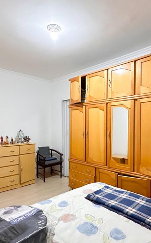 Casa à venda com 200m², 4 quartos e 2 vagasSuíte 
