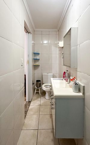Casa à venda com 200m², 4 quartos e 2 vagasBanheiro da Suíte