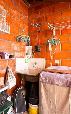Casa à venda com 200m², 4 quartos e 2 vagasÁrea de Serviço - Casa 2
