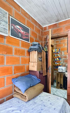 Casa à venda com 200m², 4 quartos e 2 vagasQuarto - Casa 2