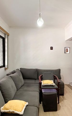 Casa à venda com 200m², 4 quartos e 2 vagasSala