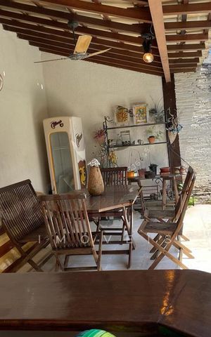 Casa à venda com 310m², 5 quartos e 2 vagas
