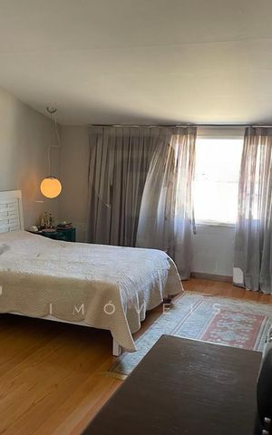 Casa à venda com 310m², 5 quartos e 2 vagas