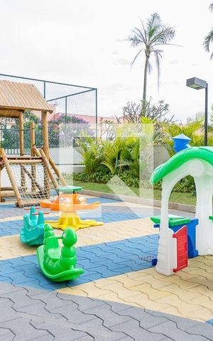 Apartamento para alugar com 55m², 2 quartos e 1 vaga Apartamento para alugar com 55m², 2 quartos e 1 vagaÁrea comum - Playground