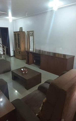 Casa à venda com 201m², 4 quartos e 2 vagas Casa à venda com 201m², 4 quartos e 2 vagasSala