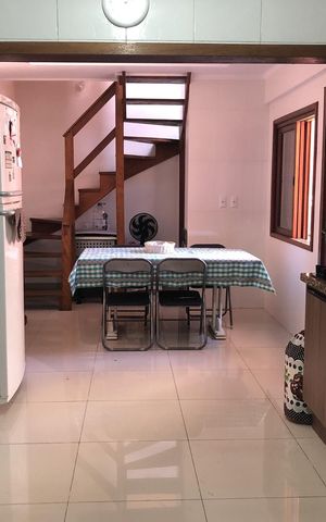 Casa à venda com 201m², 4 quartos e 2 vagas Casa à venda com 201m², 4 quartos e 2 vagasCozinha