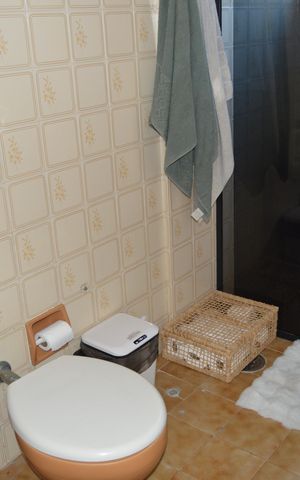 Apartamento para alugar com 75m², 2 quartos e sem vagaBanheiro