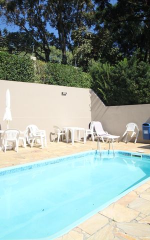 Apartamento à venda com 183m², 3 quartos e 2 vagasÁrea comum - Piscina