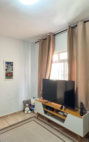 Casa à venda com 117m², 3 quartos e 2 vagas Casa à venda com 117m², 3 quartos e 2 vagasSala