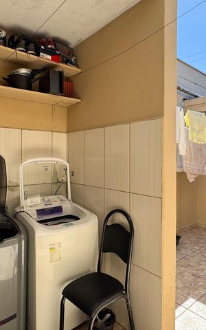 Casa à venda com 117m², 3 quartos e 2 vagas Casa à venda com 117m², 3 quartos e 2 vagasÁrea de Serviço