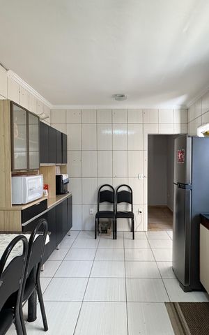 Casa à venda com 117m², 3 quartos e 2 vagas Casa à venda com 117m², 3 quartos e 2 vagasCozinha